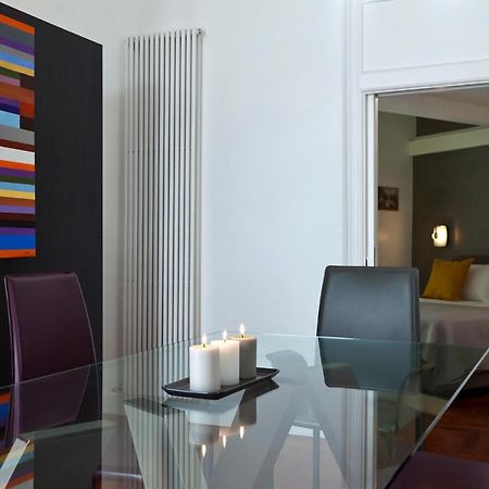 Elegant Apartment At Chiaia By Wonderful Italy Неаполь Экстерьер фото
